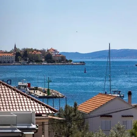 아파트 Anabella Ii 자다르